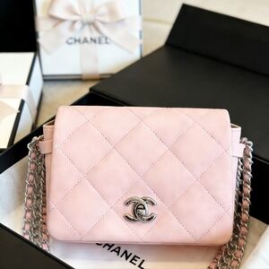 <AUTHENTIC>Chanel Classic Quilted Light Pink Bag